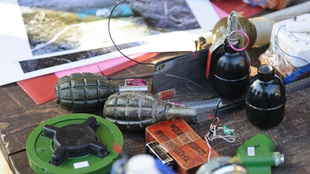 Ukrainian military adviser receives grenade as birthday gift, dies after it explodes Ukrainian military adviser receives grenade as birthday gift, dies after it explodes