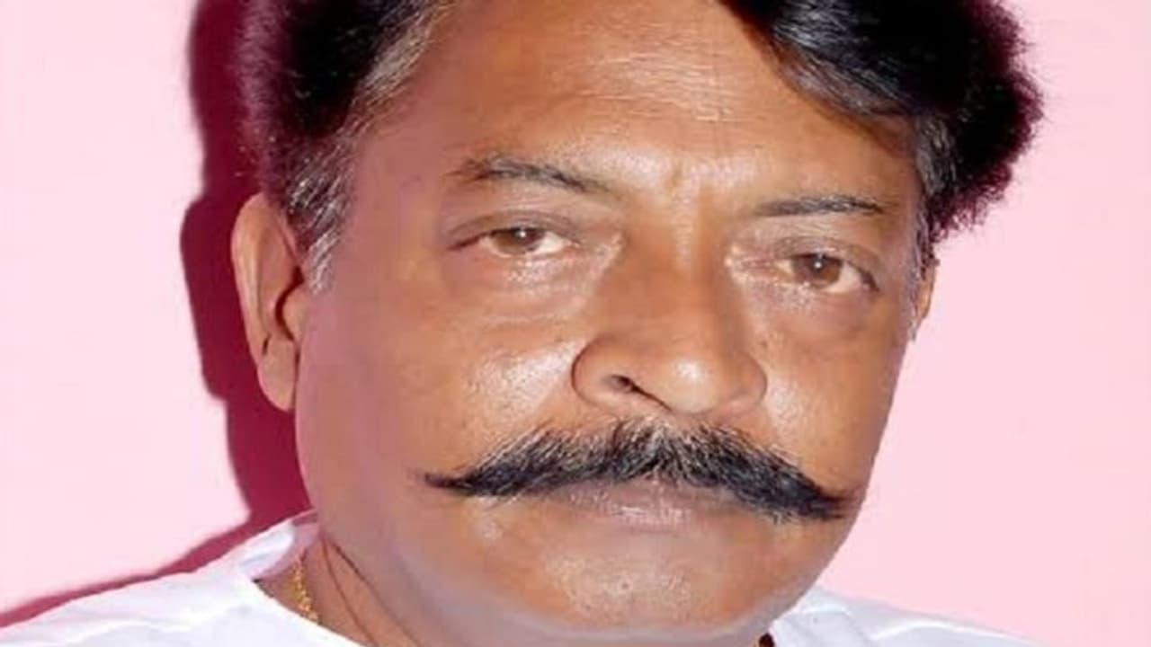 ಐದು ವರ್ಷವೂ ಸಿದ್ದರಾಮಯ್ಯ ಸಿಎಂ: ರಾಜಾ ವೆಂಕಟಪ್ಪ ನಾಯಕ ಐದು ವರ್ಷವೂ ಸಿದ್ದರಾಮಯ್ಯ ಸಿಎಂ: ರಾಜಾ ವೆಂಕಟಪ್ಪ ನಾಯಕ