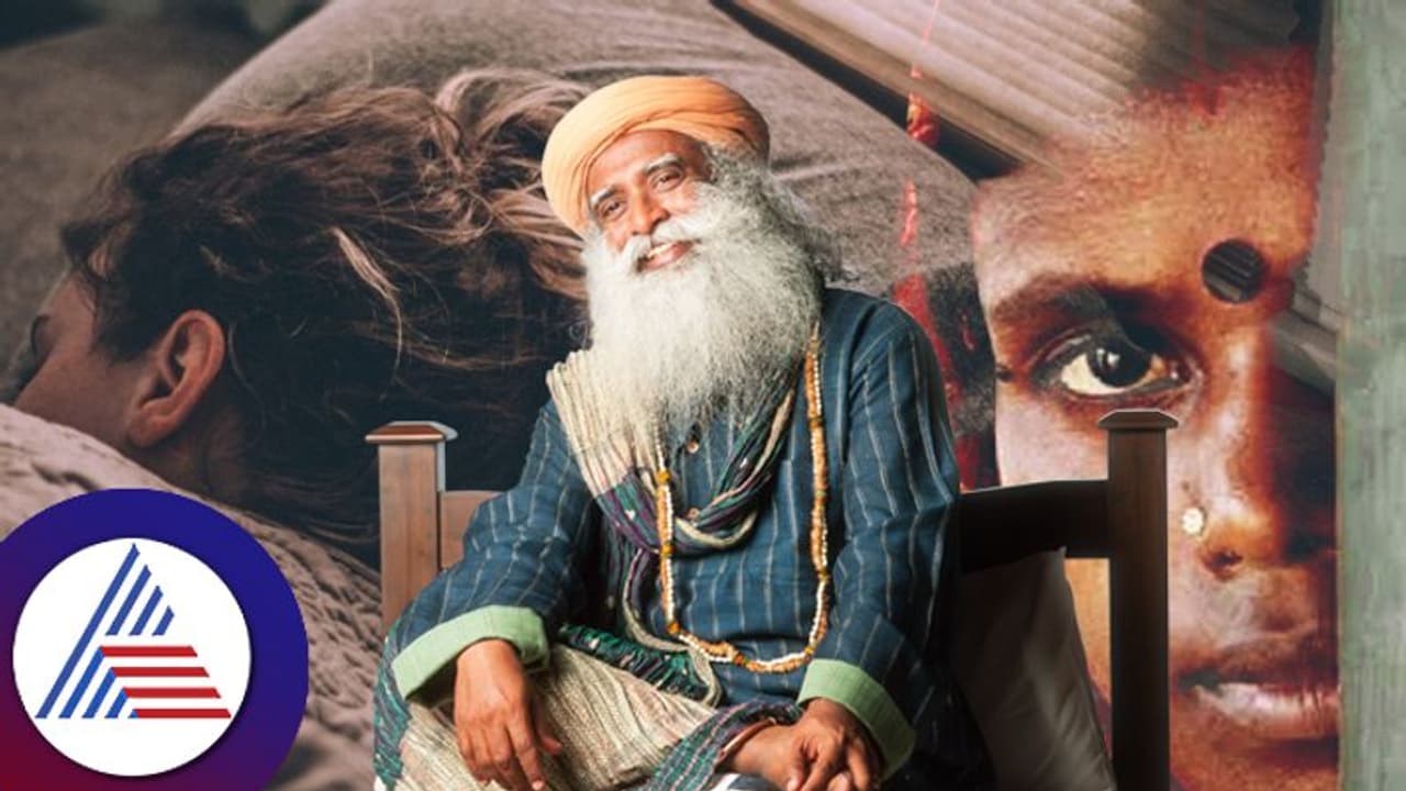 ಪಿರಿಯಡ್ಸ್ ಟೈಮಲ್ಲಿ ದೇವರ ಕೋಣೆಗೆ ಮಹಿಳೆಯರೇಕೆ ಹೋಗಬಾರದು? ಪಿರಿಯಡ್ಸ್ ಟೈಮಲ್ಲಿ ದೇವರ ಕೋಣೆಗೆ ಮಹಿಳೆಯರೇಕೆ ಹೋಗಬಾರದು?