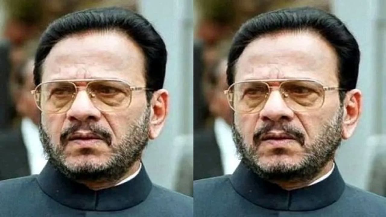 కర్ణాటక అసెంబ్లీ మాజీ స్పీకర్ డీబీ చంద్రేగౌడ మృతి.. ఇందిరా గాంధీ కోసం పదవిని త్యాగం చేసిన నేత ఇక లేరు.. కర్ణాటక అసెంబ్లీ మాజీ స్పీకర్ డీబీ చంద్రేగౌడ మృతి.. ఇందిరా గాంధీ కోసం పదవిని త్యాగం చేసిన నేత ఇక లేరు..