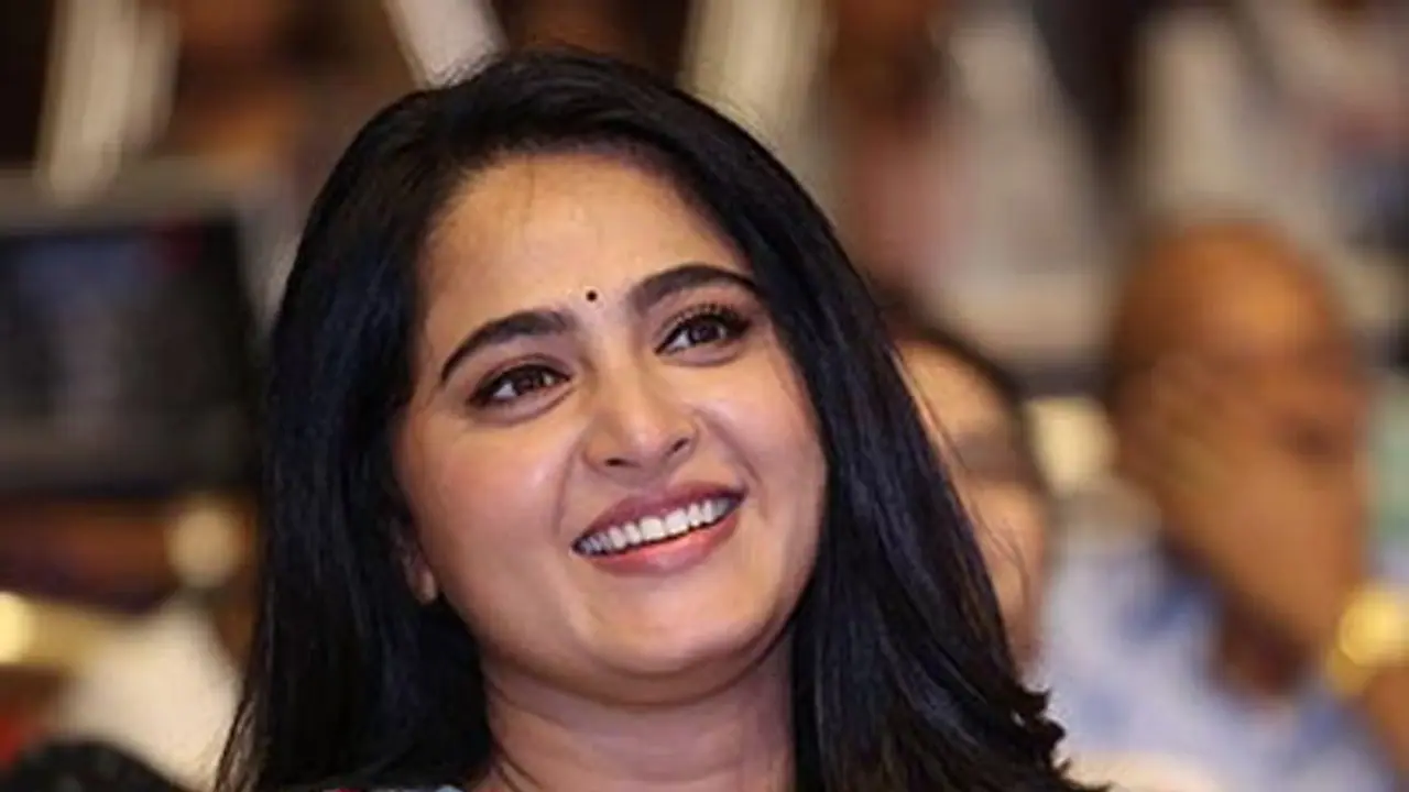  షాకింగ్.. నెగిటివ్ షేడ్స్ పాత్రలో అనుష్క.. భయపెట్టబోతోందా?