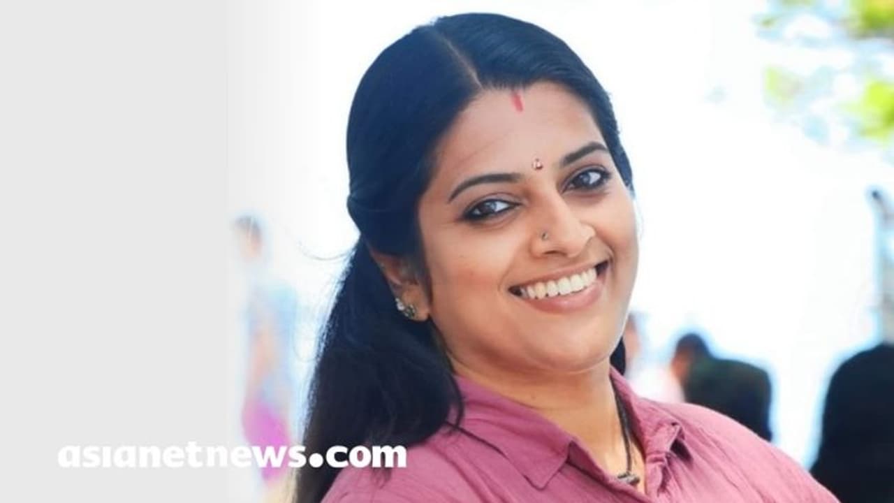 സാമൂഹിക മാധ്യമങ്ങളിലൂടെ വിദ്വേഷ പ്രചരണം നടത്തി; ലസിത പാലക്കൽ, ആർ ശ്രീരാജ് എന്നിവർക്കെതിരെ കേസ് സാമൂഹിക മാധ്യമങ്ങളിലൂടെ വിദ്വേഷ പ്രചരണം നടത്തി; ലസിത പാലക്കൽ, ആർ ശ്രീരാജ് എന്നിവർക്കെതിരെ കേസ്