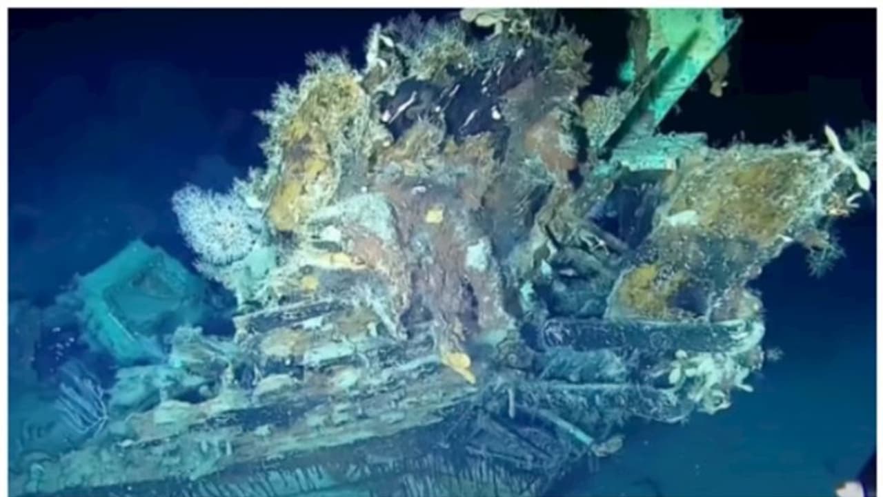 టన్నుల కొద్దీ బంగారం, వెండి, రత్నాలతో మునిగిపోయిన ఓడ ! జాతీయ మిషన్గా రాష్ట్రపతి ప్రకటన.. టన్నుల కొద్దీ బంగారం, వెండి, రత్నాలతో మునిగిపోయిన ఓడ ! జాతీయ మిషన్గా రాష్ట్రపతి ప్రకటన..