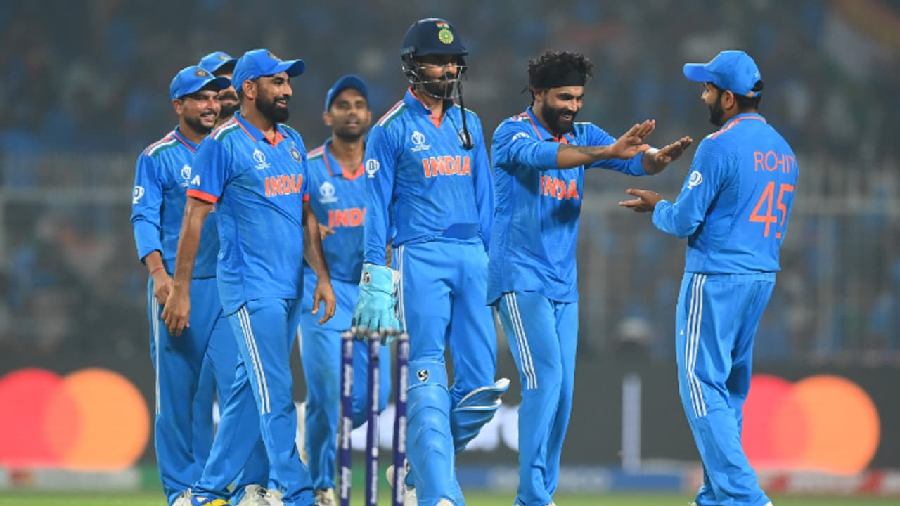 ಯಾರಾಗ್ತಾರೆ ಟೀಂ ಇಂಡಿಯಾಗೆ ಸೆಮೀಸ್ ಎದುರಾಳಿ? ಇಂಡೋ ಪಾಕ್ ಸೆಮೀಸ್ ಸಾಧ್ಯತೆ ಎಷ್ಟು? ಯಾರಾಗ್ತಾರೆ ಟೀಂ ಇಂಡಿಯಾಗೆ ಸೆಮೀಸ್ ಎದುರಾಳಿ? ಇಂಡೋ ಪಾಕ್ ಸೆಮೀಸ್ ಸಾಧ್ಯತೆ ಎಷ್ಟು?