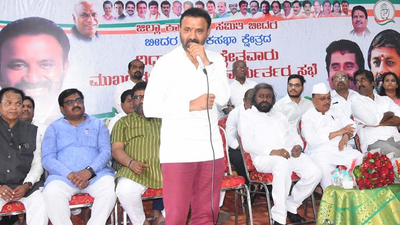 ಬಿಜೆಪಿ ಅಧಿಕಾರಕ್ಕಾಗಿ ಯಾವ ಮಟ್ಟಕ್ಕಾದ್ರೂ ಇಳಿಬೋದು: ಸಚಿವ ಸಂತೋಷ್ ಲಾಡ್ ಬಿಜೆಪಿ ಅಧಿಕಾರಕ್ಕಾಗಿ ಯಾವ ಮಟ್ಟಕ್ಕಾದ್ರೂ ಇಳಿಬೋದು: ಸಚಿವ ಸಂತೋಷ್ ಲಾಡ್