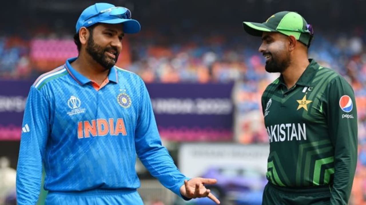 പാകിസ്ഥാൻ ഇന്ത്യയെ തോല്പ്പിച്ചാല് അത് അട്ടിമറി; തിരിച്ചാണെങ്കില് അത് സ്വാഭാവിക ജയം, തുറന്നു പറഞ്ഞ് ഗംഭീർ പാകിസ്ഥാൻ ഇന്ത്യയെ തോല്പ്പിച്ചാല് അത് അട്ടിമറി; തിരിച്ചാണെങ്കില് അത് സ്വാഭാവിക ജയം, തുറന്നു പറഞ്ഞ് ഗംഭീർ