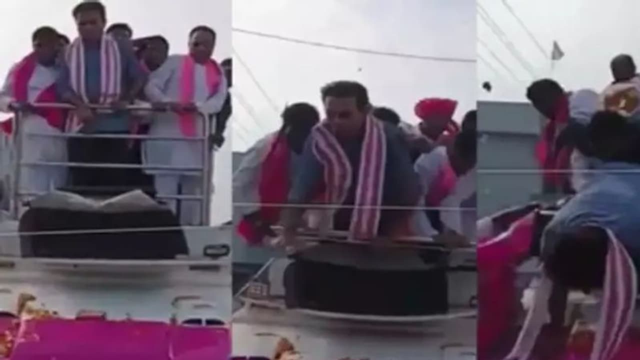 బీఆర్ఎస్ ర్యాలీలో అపశృతి : ప్రచార వాహనం పై నుంచి పడిపోయిన కేటీఆర్ .. కాస్తలో తప్పిపోయిందిగా బీఆర్ఎస్ ర్యాలీలో అపశృతి : ప్రచార వాహనం పై నుంచి పడిపోయిన కేటీఆర్ .. కాస్తలో తప్పిపోయిందిగా