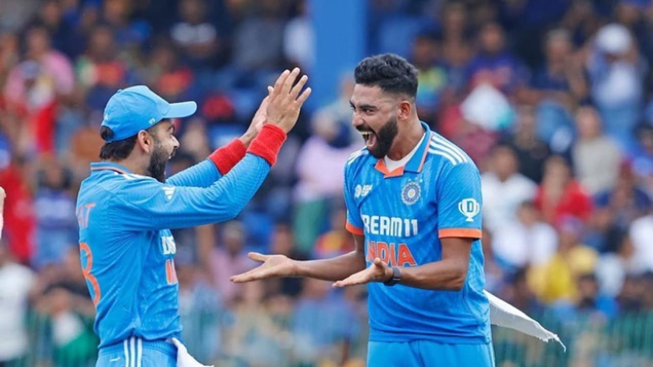 ICC rankings: ಎರಡನೇ ಸ್ಥಾನಕ್ಕೆ ಕುಸಿದ ವೇಗಿ ಮೊಹಮ್ಮದ್ ಸಿರಾಜ್ ICC rankings: ಎರಡನೇ ಸ್ಥಾನಕ್ಕೆ ಕುಸಿದ ವೇಗಿ ಮೊಹಮ್ಮದ್ ಸಿರಾಜ್