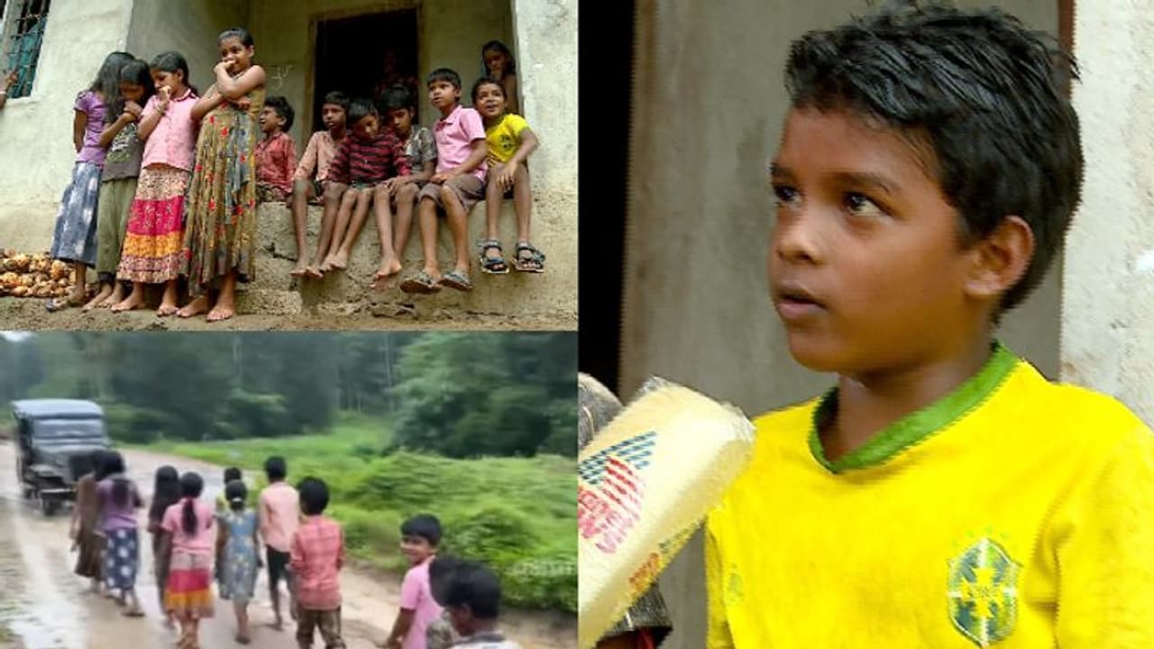 'സ്കൂളിൽ പോയി വലിയ മനുഷ്യനാകണം, പൈസ കിട്ടാത്തത് കൊണ്ട് വണ്ടിക്കാർ കൊണ്ടുപോകുന്നില്ല': താളം തെറ്റി വിദ്യാവാഹിനി