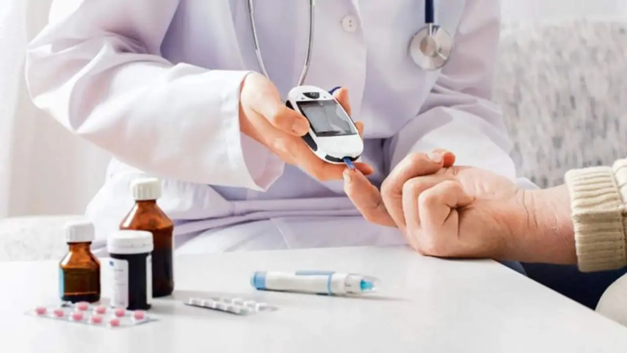 ഭക്ഷണം മാത്രമല്ല വില്ലൻ, അറിയാം പ്രമേഹം ഉണ്ടാകുന്നതിന് പിന്നിലെ മറ്റ് കാരണങ്ങൾ... ഭക്ഷണം മാത്രമല്ല വില്ലൻ, അറിയാം പ്രമേഹം ഉണ്ടാകുന്നതിന് പിന്നിലെ മറ്റ് കാരണങ്ങൾ...