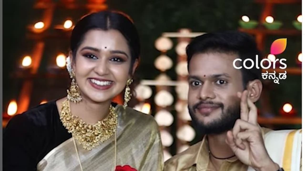 ಇಲ್ಲೇನೋ ನಡೀತಿದೆ, ಹಬ್ಬಕ್ಕೆ ಮತ್ತಷ್ಟು ಸೌಂಡ್ ಮಾಡೋಣ; ವೀಕ್ಷಕರ ತಲೆಗೆ ಹುಳ ಬಿಟ್ಟ ಕಲರ್ಸ್ ಕನ್ನಡ! ಇಲ್ಲೇನೋ ನಡೀತಿದೆ, ಹಬ್ಬಕ್ಕೆ ಮತ್ತಷ್ಟು ಸೌಂಡ್ ಮಾಡೋಣ; ವೀಕ್ಷಕರ ತಲೆಗೆ ಹುಳ ಬಿಟ್ಟ ಕಲರ್ಸ್ ಕನ್ನಡ!