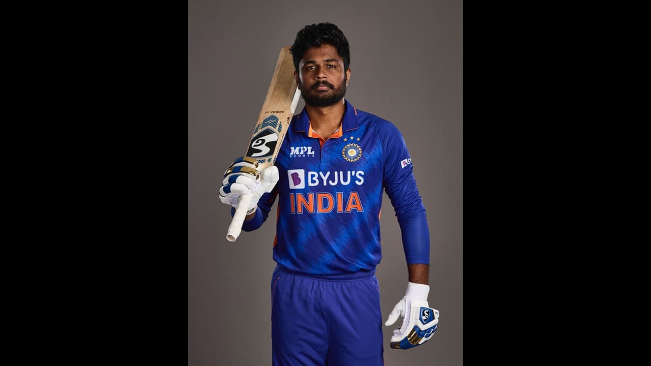 വിജയ് ഹസാരെ ട്രോഫിയില്‍ സഞ്ജുവിന്‍റെ ബാറ്റിംഗ് വെടിക്കെട്ട്,പുതുച്ചേരിക്കെതിരെ വമ്പന്‍ ജയവുമായി കേരളം