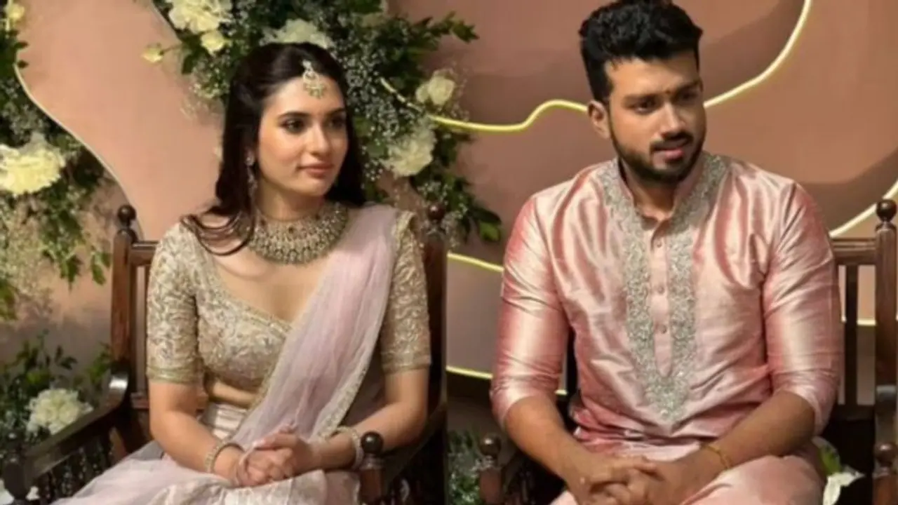 കാളിദാസ് ജയറാമിന് പ്രണയ സാഫല്യം, വിവാഹ നിശ്ചയം കഴിഞ്ഞു, വധു തരിണി വീഡിയോ കാളിദാസ് ജയറാമിന് പ്രണയ സാഫല്യം, വിവാഹ നിശ്ചയം കഴിഞ്ഞു, വധു തരിണി വീഡിയോ