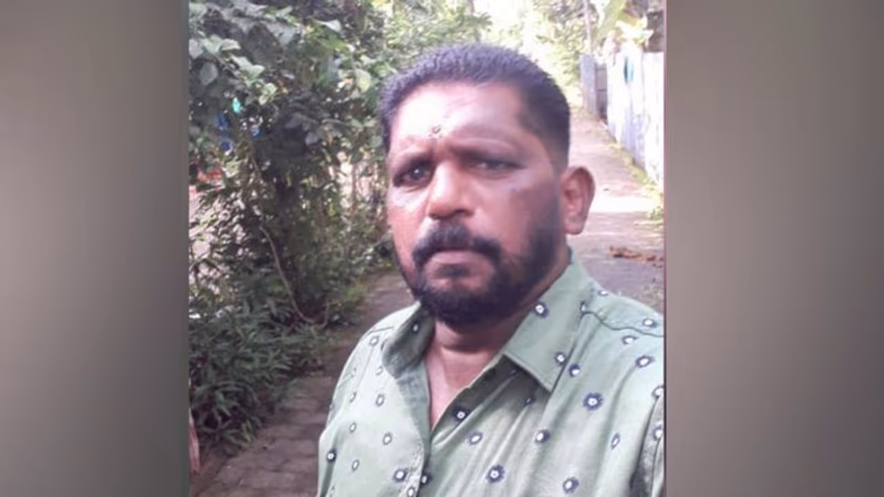 'മരണത്തിന് കാരണം സർക്കാർ'; ആലപ്പുഴയിൽ കർഷകൻ ജീവനൊടുക്കി, ഓഡിയോ പുറത്ത് 'മരണത്തിന് കാരണം സർക്കാർ'; ആലപ്പുഴയിൽ കർഷകൻ ജീവനൊടുക്കി, ഓഡിയോ പുറത്ത്