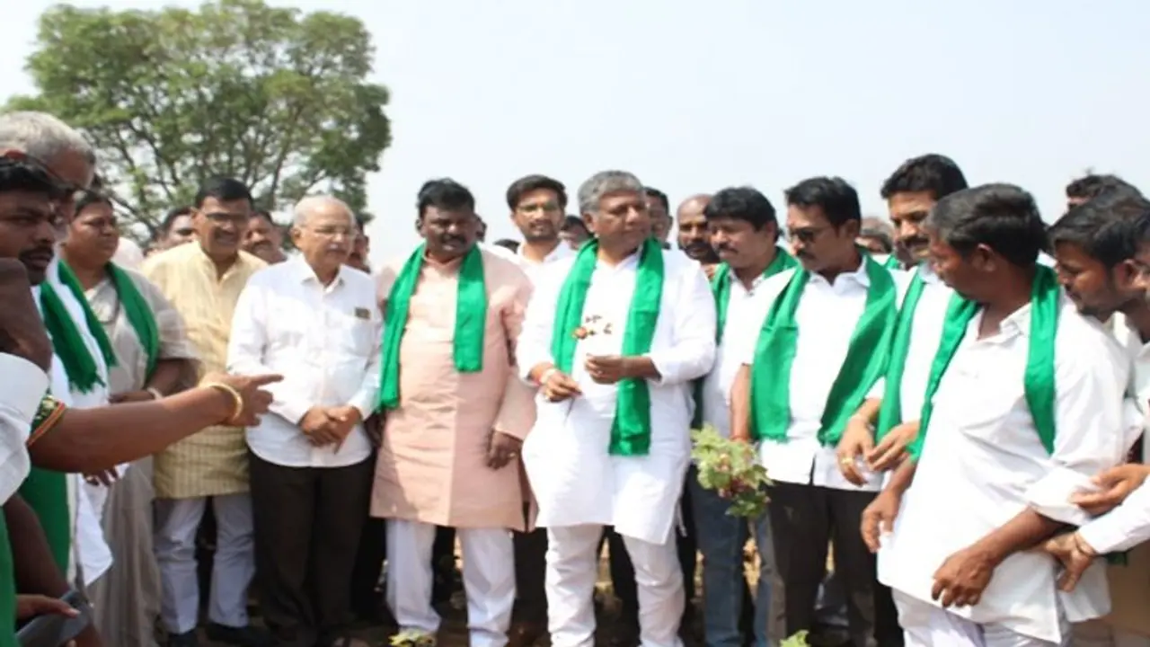 ಬರ ಪರಿಹಾರ ರೈತರ ಶೋಷಣೆ ಮಾಡುವಂತಿದೆ: ಬೆಲ್ಲದ ಬರ ಪರಿಹಾರ ರೈತರ ಶೋಷಣೆ ಮಾಡುವಂತಿದೆ: ಬೆಲ್ಲದ