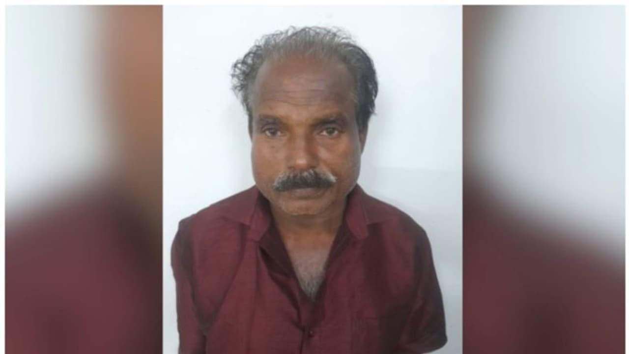 വധശ്രമക്കേസില് ജാമ്യത്തിലിറങ്ങി മുങ്ങിയ പ്രതി 17 വര്ഷത്തിന് ശേഷം പിടിയില് വധശ്രമക്കേസില് ജാമ്യത്തിലിറങ്ങി മുങ്ങിയ പ്രതി 17 വര്ഷത്തിന് ശേഷം പിടിയില്