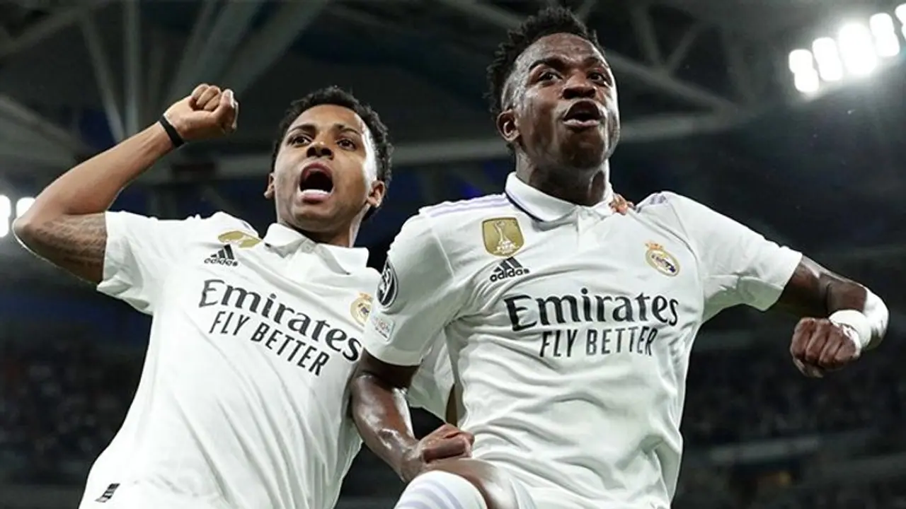 Vinicius Junior and Rodrygo propel Real Madrid to a 5 1 victory against Valencia