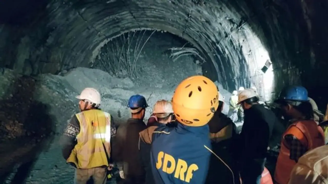 Uttarkashi Tunnel Collapse: Communication established with trapped workers; ops continue