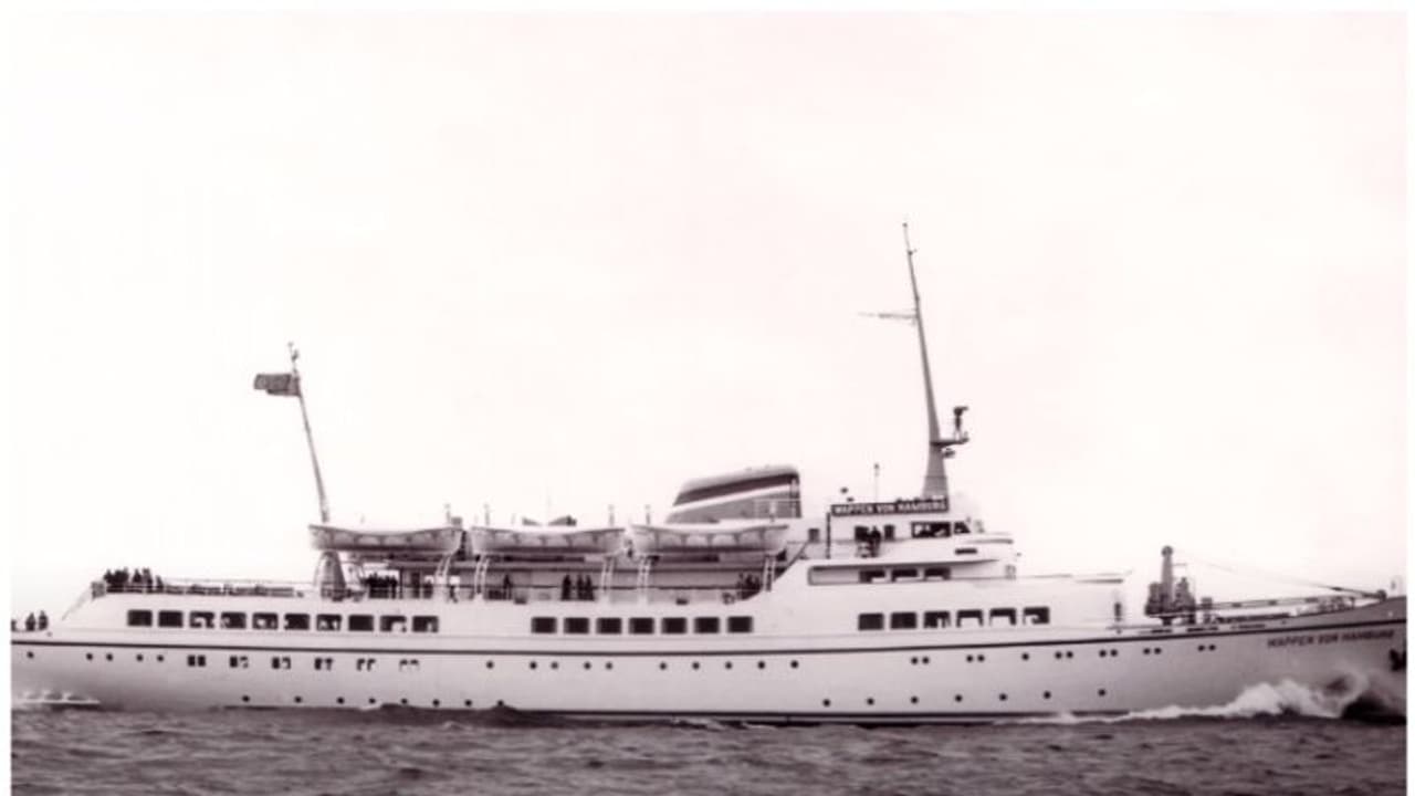 'പണിതിട്ടും പണിതിട്ടും പണി തീരാതെ...'; 15 വര്‍ഷം പണിതിട്ടും പണി തീരാതെ ഒരു ക്രൂയിസ് കപ്പല്‍ ! 