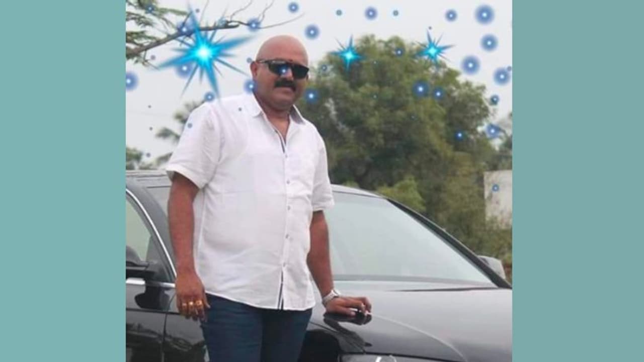 ഒരു മര്യാദയൊക്കെ വേണ്ടടെ... ചെക്കിൽ പിൻവലിച്ചത് 1 കോടി 78 ലക്ഷം, അക്കൌണ്ട് പക്ഷെ മറ്റൊരാളുടേത്, അറസ്റ്റ്! ഒരു മര്യാദയൊക്കെ വേണ്ടടെ... ചെക്കിൽ പിൻവലിച്ചത് 1 കോടി 78 ലക്ഷം, അക്കൌണ്ട് പക്ഷെ മറ്റൊരാളുടേത്, അറസ്റ്റ്!