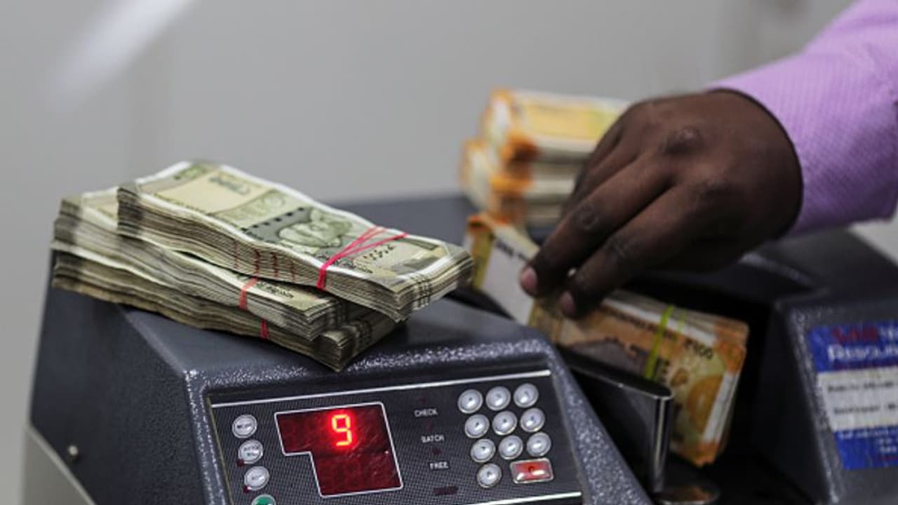 സ്വയം 'സമ്പന്നരെ'ന്ന് വിശ്വസിക്കുന്ന കോടീശ്വരന്മാരുടെ എണ്ണം വെറും 8 ശതമാനം മാത്രമെന്ന് പഠനം !