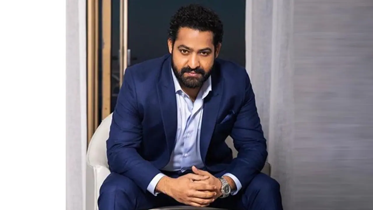 War 2: Jr NTR set for Bollywood debut alongside Hrithik Roshan, lead actress revealed War 2: Jr NTR set for Bollywood debut alongside Hrithik Roshan, lead actress revealed