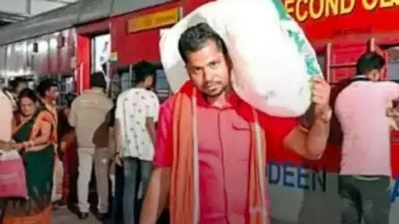 Meet Nageshu Patra, a dedicated teacher during day and a porter by night Meet Nageshu Patra, a dedicated teacher during day and a porter by night