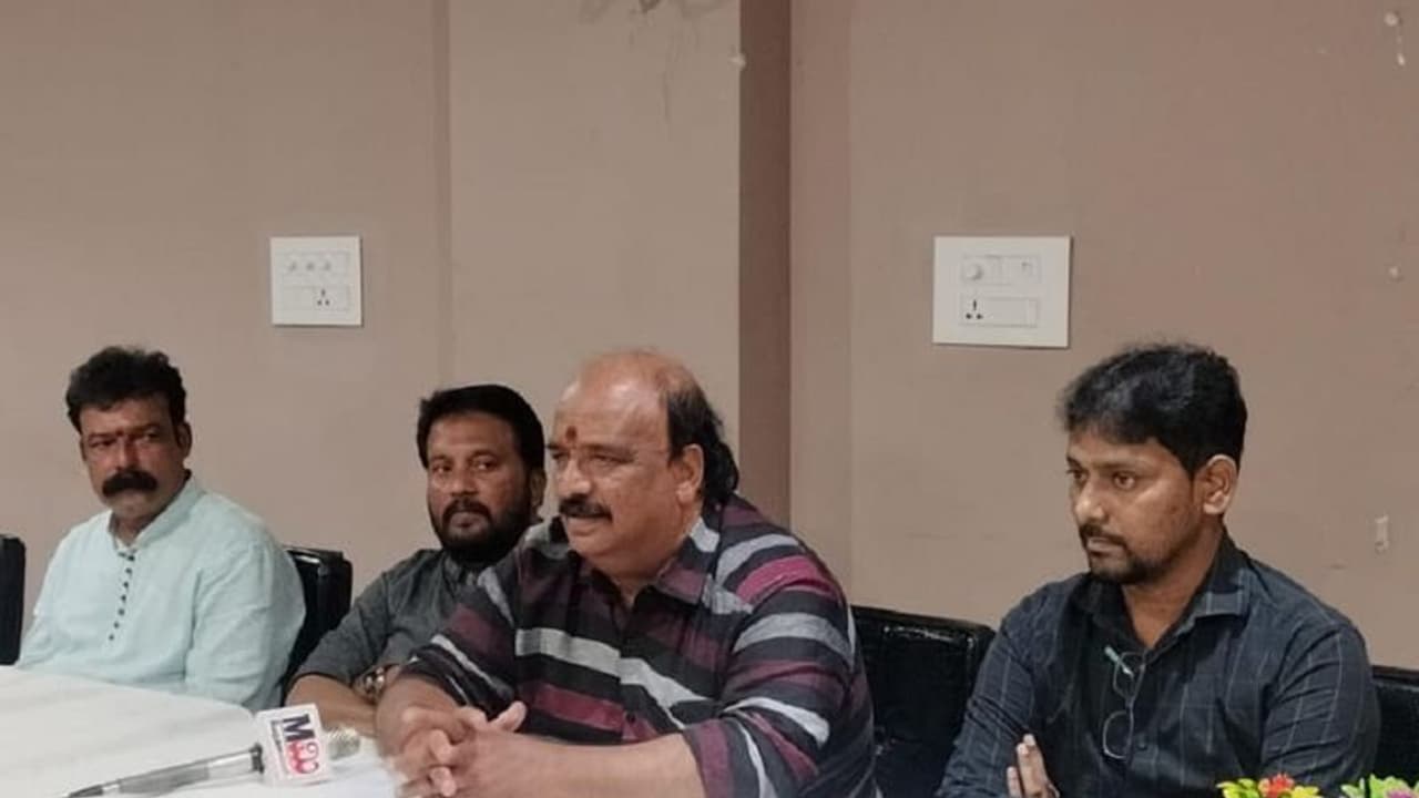 ತುಳು ಚಿತ್ರರಂಗದ ಸಮಸ್ಯೆಗಳ ಬಗ್ಗೆ ಸಿಎಂ ಸಿದ್ದರಾಮಯ್ಯಗೆ ಮನವಿ: ನಿರ್ಮಾಪಕರು