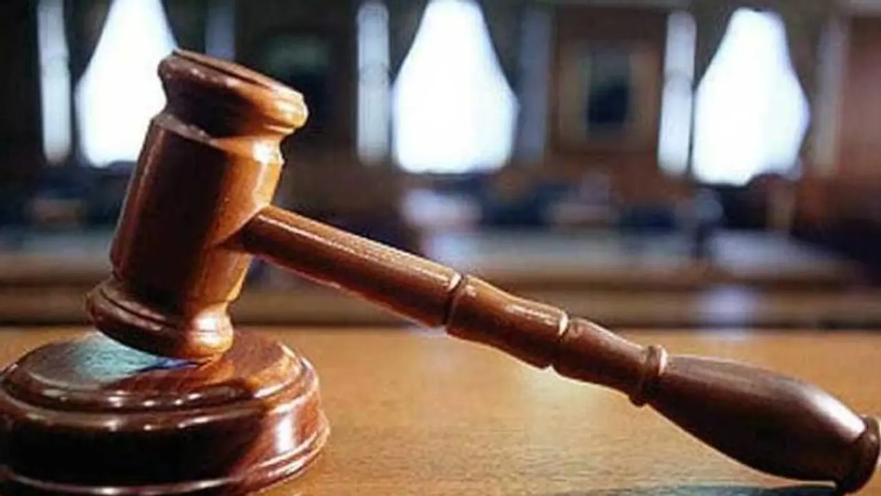 ഹോംവര്‍ക്ക് ചെയ്തില്ല, 50 കുട്ടികളെ ക്ലാസിന് പുറത്താക്കി; സ്കൂളിന് ഒരു ലക്ഷം പിഴയിട്ട് കോടതി 