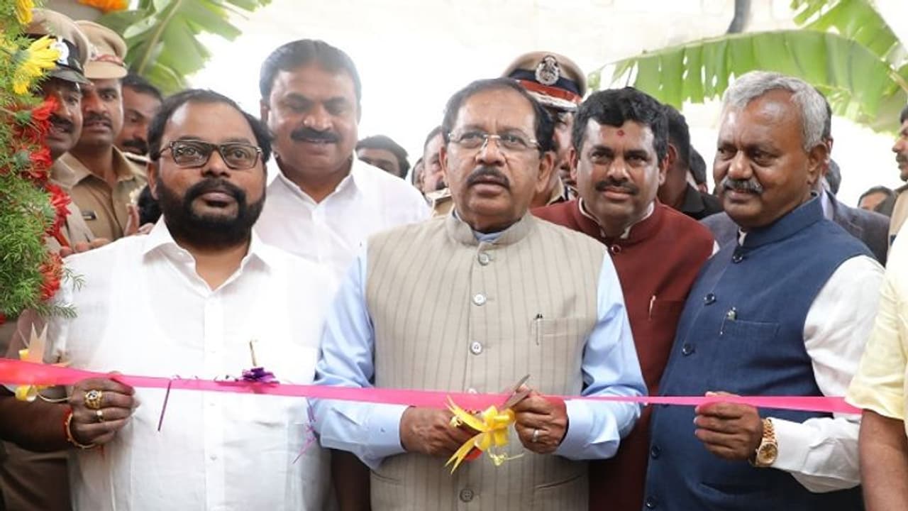 ಸೋಮಶೇಖರ್ಗೆ ನಮ್ಮಲ್ಲಿ ವಿಶೇಷ ಸ್ಥಾನವಿದೆ: ಸಚಿವ ಪರಮೇಶ್ವರ್ ಸೋಮಶೇಖರ್ಗೆ ನಮ್ಮಲ್ಲಿ ವಿಶೇಷ ಸ್ಥಾನವಿದೆ: ಸಚಿವ ಪರಮೇಶ್ವರ್