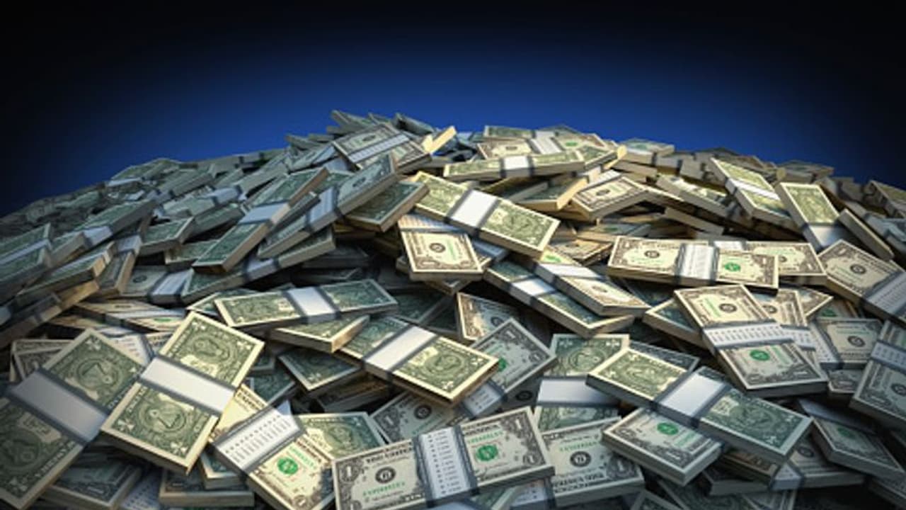 ഇ മെയില്‍ സ്കാമാണെന്ന് കരുതി തള്ളിക്കളഞ്ഞു; പിന്നീടറിഞ്ഞത് മൂന്ന് കോടി ലോട്ടറി അടിച്ചെന്ന് !