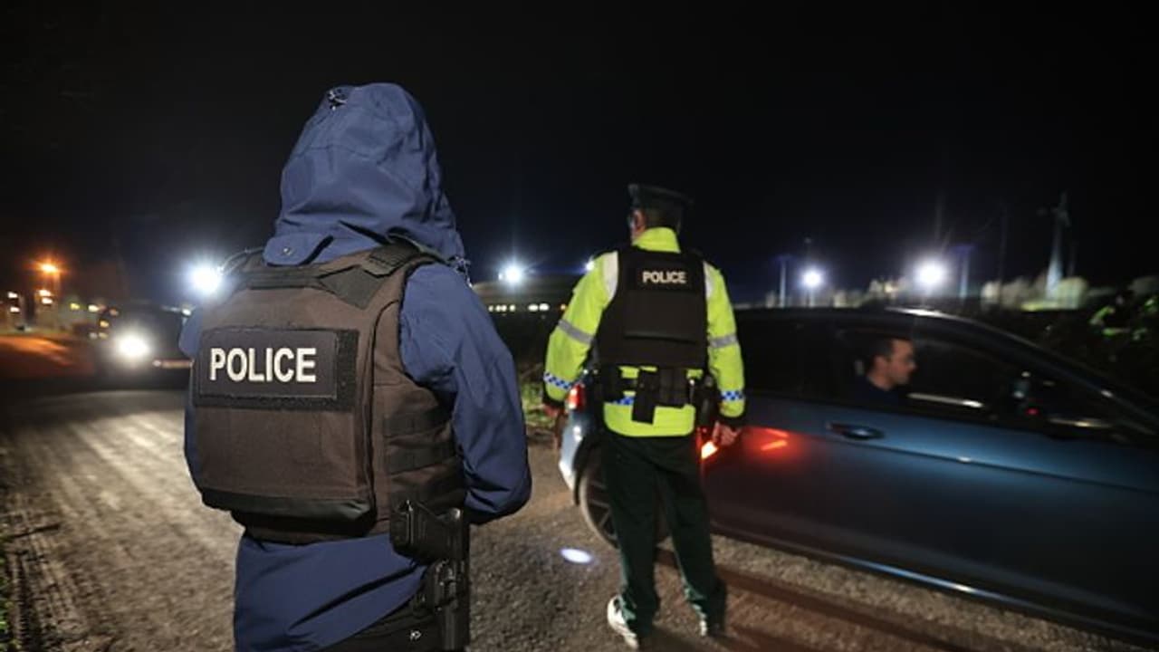 കാതടപ്പിക്കുന്ന ശബ്ദം, ഉറങ്ങാന്‍ കഴിയുന്നില്ല; ശബ്ദത്തിന്‍റെ ഉറവിടം കണ്ടെത്താനാകാതെ കുഴങ്ങി ജില്ലാ ഭരണകൂടം !