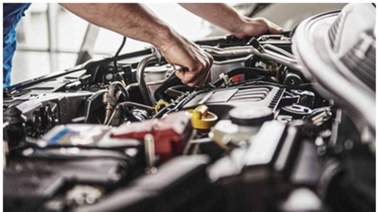 ഒന്നുകില്‍ എഞ്ചിന്‍ മാറ്റികൊടുക്കണം അല്ലെങ്കില്‍ 42 ലക്ഷം; കാര്‍ കമ്പനിക്കെതിരെ ഉപഭോക്താവിന് അനുകൂല വിധി