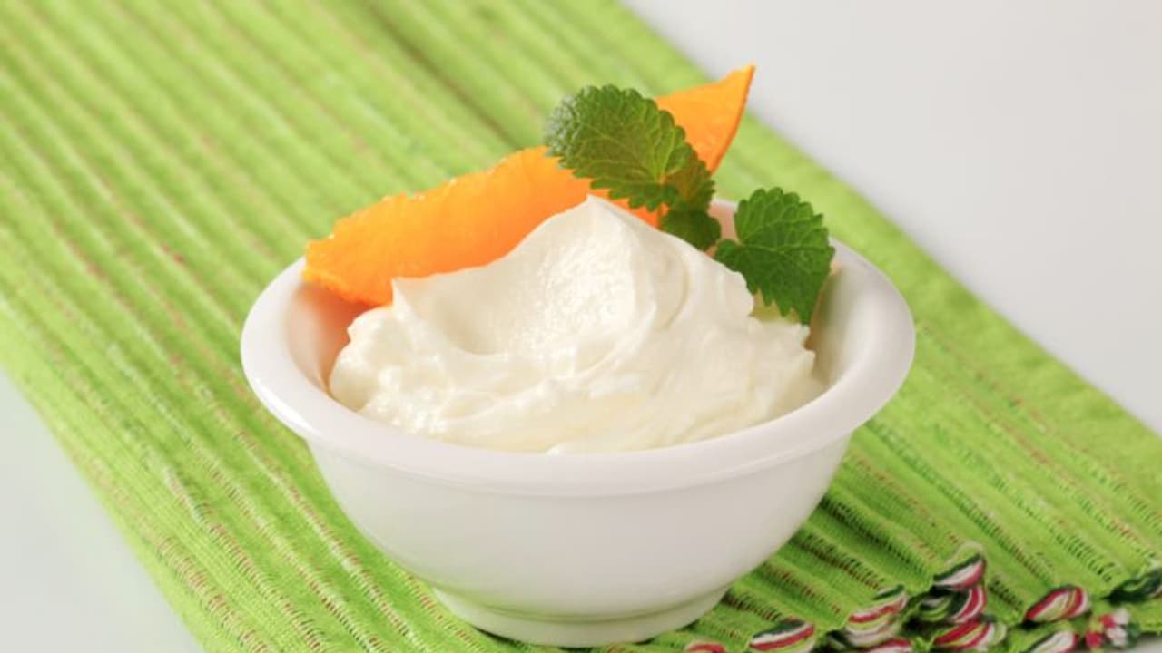 മഞ്ഞുകാലത്ത് തൈര് കഴിക്കാമോ? അറിഞ്ഞിരിക്കേണ്ടത്... 