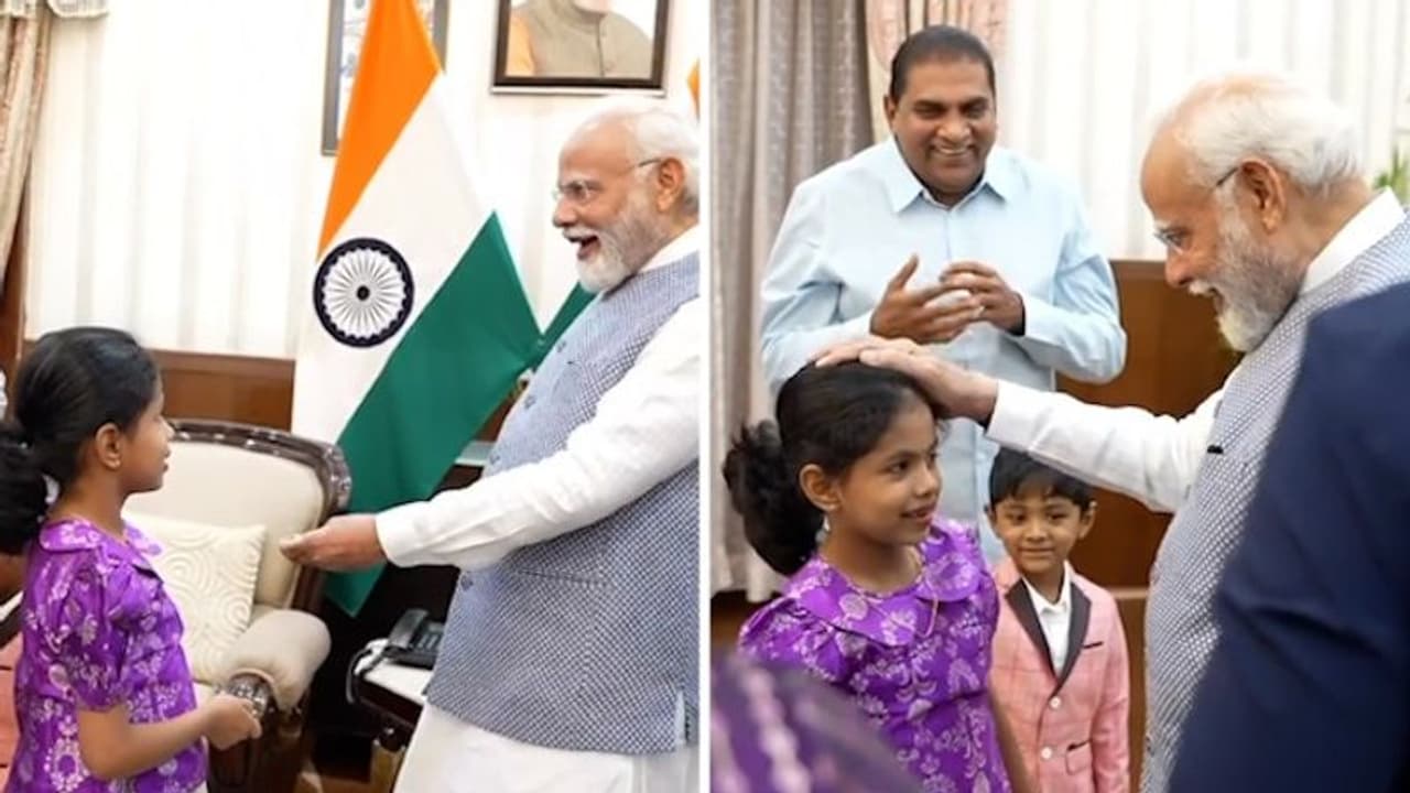PM Modi charms children, shows coin trick in candid interaction (WATCH) PM Modi charms children, shows coin trick in candid interaction (WATCH)
