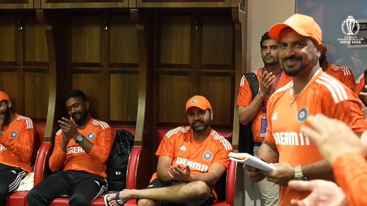 ಸೆಮಿಫೈನಲ್ ಪಂದ್ಯದ ಬೆಸ್ಟ್ ಫೀಲ್ಡರ್ ಅವಾರ್ಡ್ನಲ್ಲಿ ಟ್ವಿಸ್ಟ್, ಬಾಜಿರಾವ್ಗೆ ಸಿಕ್ಕಿತಾ ಮೆಡಲ್? ಸೆಮಿಫೈನಲ್ ಪಂದ್ಯದ ಬೆಸ್ಟ್ ಫೀಲ್ಡರ್ ಅವಾರ್ಡ್ನಲ್ಲಿ ಟ್ವಿಸ್ಟ್, ಬಾಜಿರಾವ್ಗೆ ಸಿಕ್ಕಿತಾ ಮೆಡಲ್?