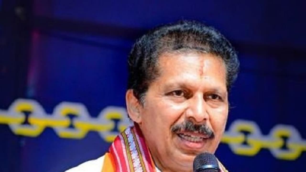 ಪುತ್ತೂರು ಮಾಜಿ ಶಾಸಕ ಮಠಂದೂರಿಗೆ ವಿಷಪೂರಿತ ಹಾವು ಕಡಿತ: ಆಸ್ಪತ್ರೆಗೆ ದಾಖಲು