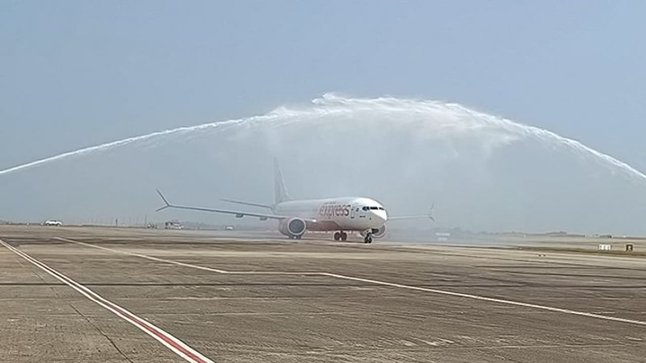 ಮಂಗಳೂರು ಬೆಂಗಳೂರು ನಡುವೆ ಪ್ರತಿದಿನ ಎರಡು ವಿಮಾನ ಮಂಗಳೂರು ಬೆಂಗಳೂರು ನಡುವೆ ಪ್ರತಿದಿನ ಎರಡು ವಿಮಾನ