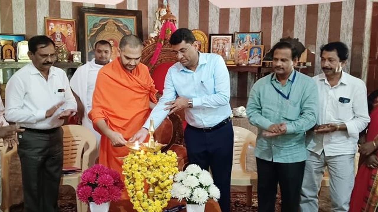 ಕಡಿಮೆ ನೀರಿನಲ್ಲಿ ಹೆಚ್ಚಿನ ಬೆಳೆ ಪ್ರಾತ್ಯಕ್ಷಿಕೆ ಕಡಿಮೆ ನೀರಿನಲ್ಲಿ ಹೆಚ್ಚಿನ ಬೆಳೆ ಪ್ರಾತ್ಯಕ್ಷಿಕೆ