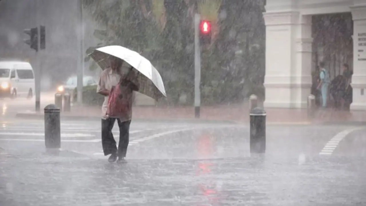 ಹಿಂಗಾರು ಚುರುಕು: ನ.23ರಿಂದ 3 ದಿನ ಕರ್ನಾಟಕದಲ್ಲಿ ಮಳೆ ಸಾಧ್ಯತೆ ಹಿಂಗಾರು ಚುರುಕು: ನ.23ರಿಂದ 3 ದಿನ ಕರ್ನಾಟಕದಲ್ಲಿ ಮಳೆ ಸಾಧ್ಯತೆ