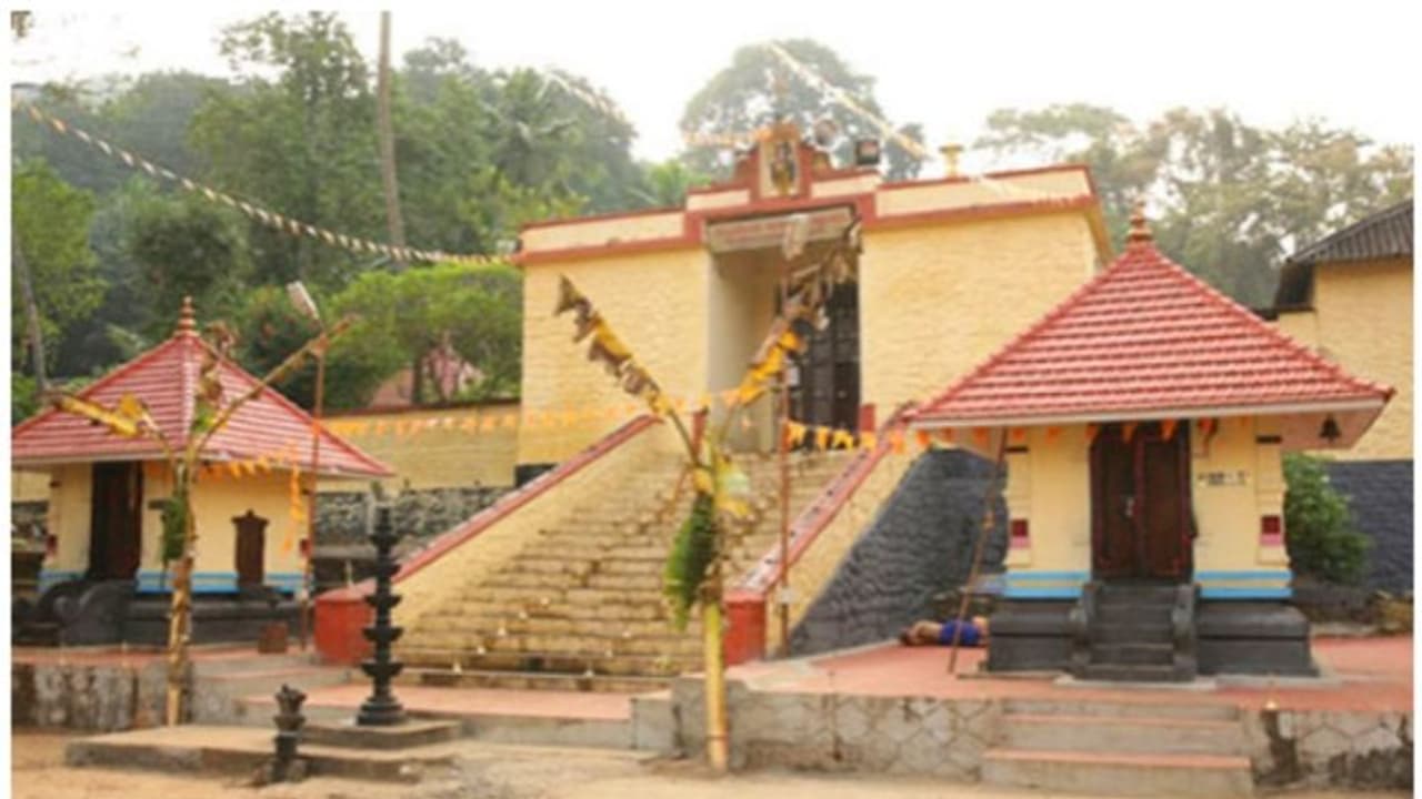 ശാസ്താവിന്റെ അഞ്ച് വിശിഷ്ട ക്ഷേത്രങ്ങൾ ഇതൊക്കെ ശാസ്താവിന്റെ അഞ്ച് വിശിഷ്ട ക്ഷേത്രങ്ങൾ ഇതൊക്കെ