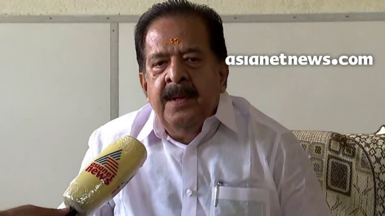 'ഗവർണറേക്കാൾ എതിർക്കപ്പെടേണ്ടത് സർക്കാർ, സമരത്തിൽ കോൺഗ്രസ് പങ്ക് ചേരില്ല': ചെന്നിത്തല 'ഗവർണറേക്കാൾ എതിർക്കപ്പെടേണ്ടത് സർക്കാർ, സമരത്തിൽ കോൺഗ്രസ് പങ്ക് ചേരില്ല': ചെന്നിത്തല