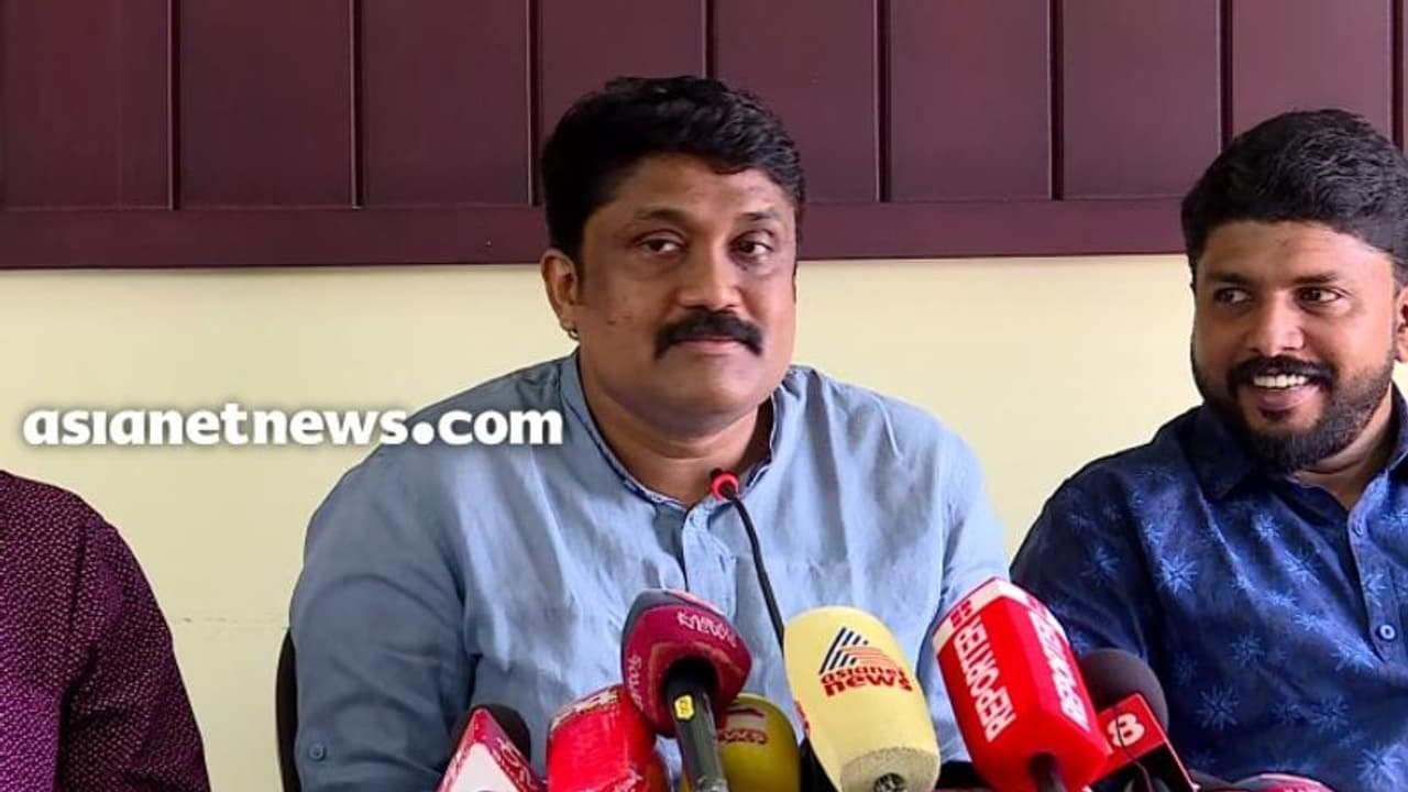 യൂത്ത് കോൺഗ്രസ് വ്യാജ തിരിച്ചറിയൽ രേഖ: മലപ്പുറത്തെ ഹാക്കർക്കും, സുനിൽ കനുഗോലുവിനും പങ്കെന്ന് എഎ റഹീം യൂത്ത് കോൺഗ്രസ് വ്യാജ തിരിച്ചറിയൽ രേഖ: മലപ്പുറത്തെ ഹാക്കർക്കും, സുനിൽ കനുഗോലുവിനും പങ്കെന്ന് എഎ റഹീം