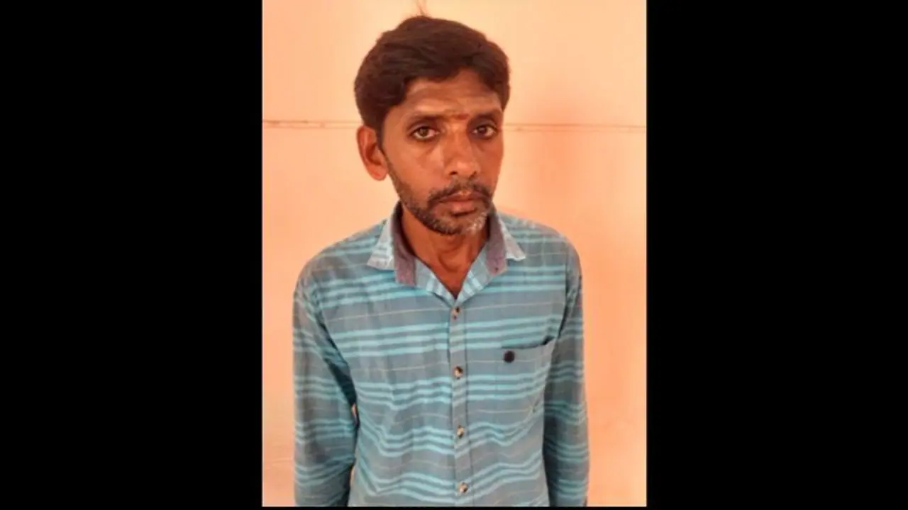 ஆடு மேய்க்கச் சென்ற சிறுமியை அம்மாவாக்கிய நபர்; 20 ஆண்டுகள் சிறை தண்டனை விதித்து நீதிபதி உத்தரவு ஆடு மேய்க்கச் சென்ற சிறுமியை அம்மாவாக்கிய நபர்; 20 ஆண்டுகள் சிறை தண்டனை விதித்து நீதிபதி உத்தரவு