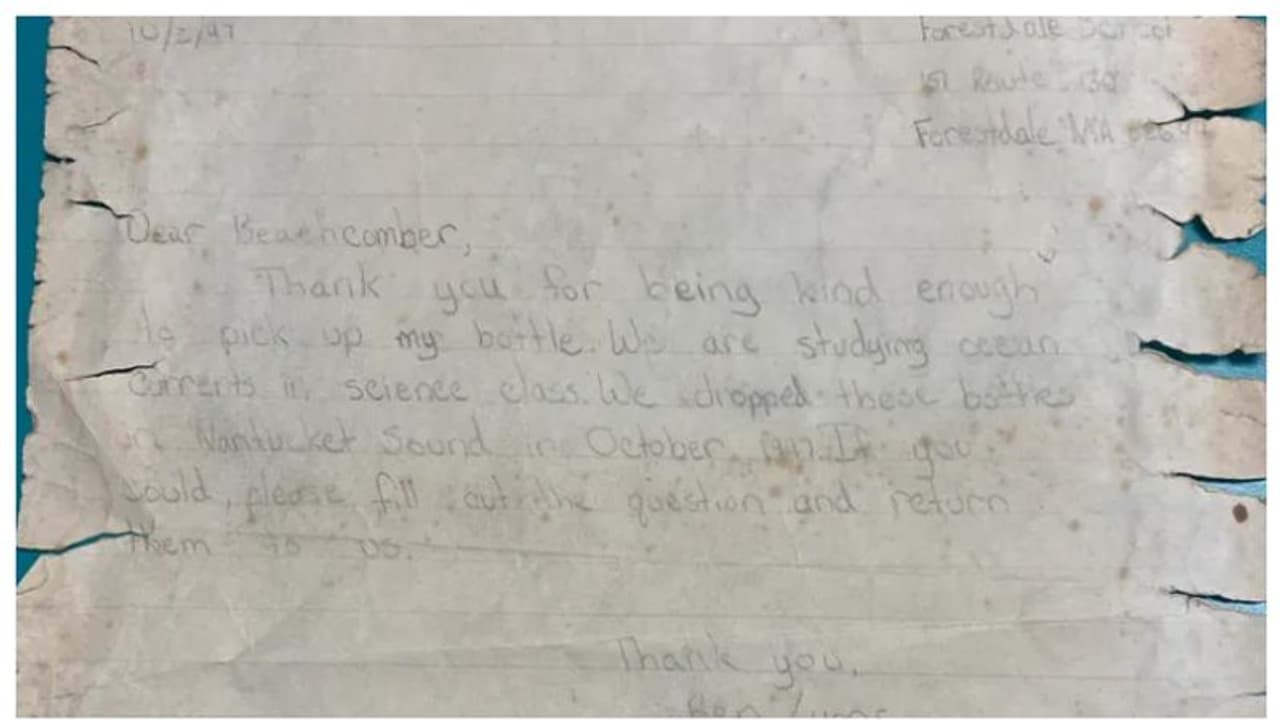 അഞ്ചാം ക്ലാസില്‍ പഠിക്കുമ്പോള്‍ കുപ്പിയിലാക്കി കടലില്‍ എറിഞ്ഞു; 26 വര്‍ഷങ്ങള്‍ക്ക് ശേഷം ആ സന്ദേശം കണ്ടെത്തി !