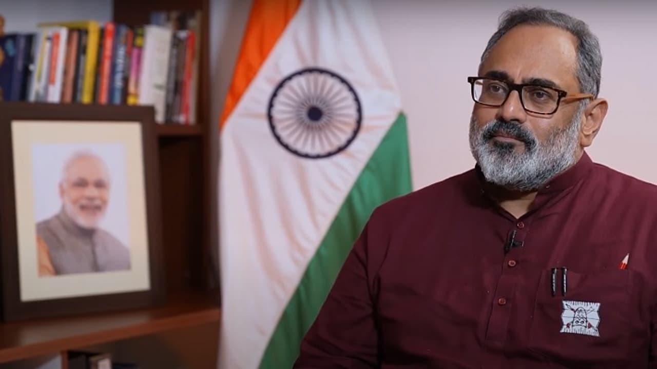 వైమానిక దళం ఉపయోగించకపోవడంతో నష్టం:1962 లో చైనా, భారత్ యుద్ధంపై కేంద్ర మంత్రి రాజీవ్ చంద్రశేఖర్ వైమానిక దళం ఉపయోగించకపోవడంతో నష్టం:1962 లో చైనా, భారత్ యుద్ధంపై కేంద్ర మంత్రి రాజీవ్ చంద్రశేఖర్