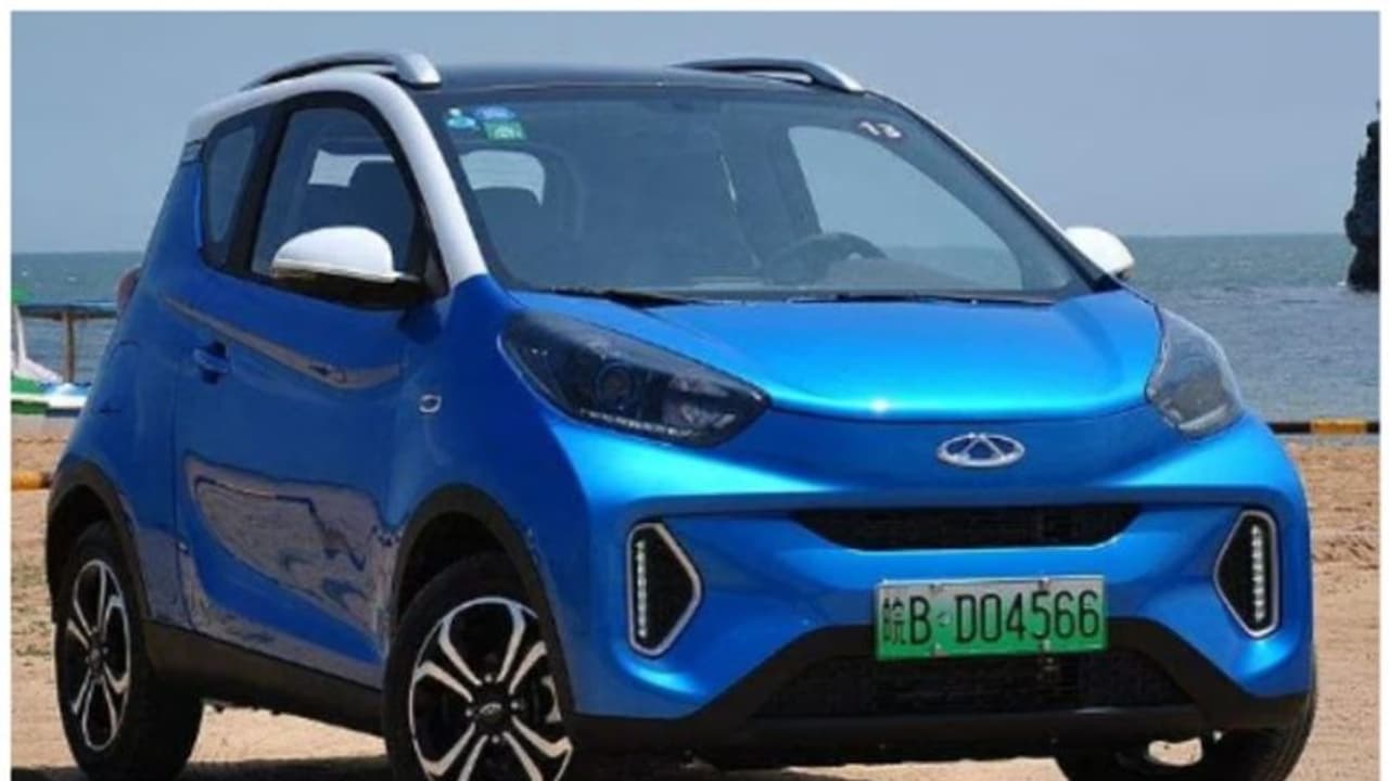 വില 8.92 ലക്ഷം മാത്രം, മൈലേജ് 400 കിമീക്ക് മേൽ! ടിയാഗോയും കോമറ്റും അപകടത്തിൽ! വില 8.92 ലക്ഷം മാത്രം, മൈലേജ് 400 കിമീക്ക് മേൽ! ടിയാഗോയും കോമറ്റും അപകടത്തിൽ!