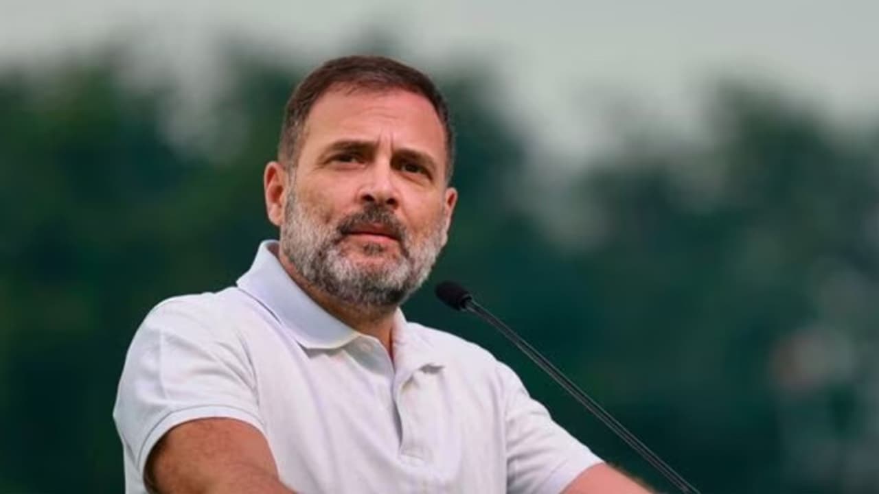 Telangana Elections 2023 : డెలివరీ బాయ్స్, ఆటో డ్రైవర్లు, జీహెచ్ఎంసీ వర్కర్లతో రాహుల్ గాంధీ సమావేశం.. 