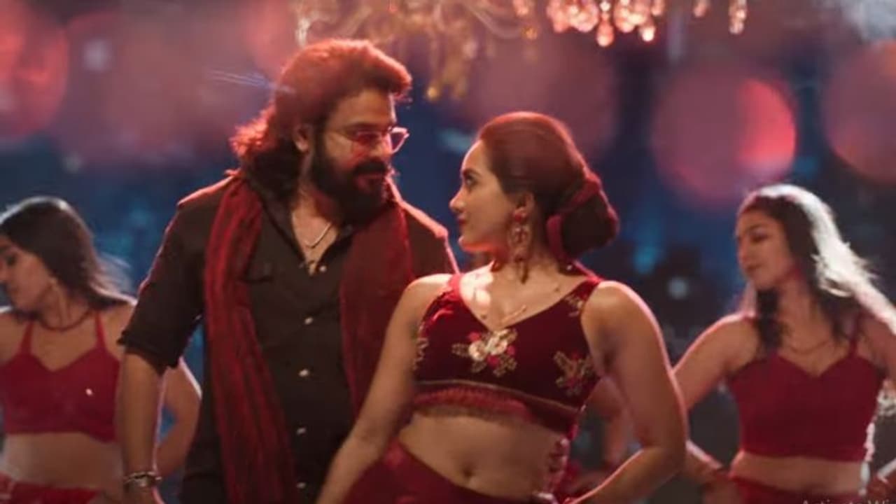 സാം സി എസിന്റെ സംഗീതം; 'ബാന്ദ്ര' വീഡിയോ സോംഗ് എത്തി സാം സി എസിന്റെ സംഗീതം; 'ബാന്ദ്ര' വീഡിയോ സോംഗ് എത്തി