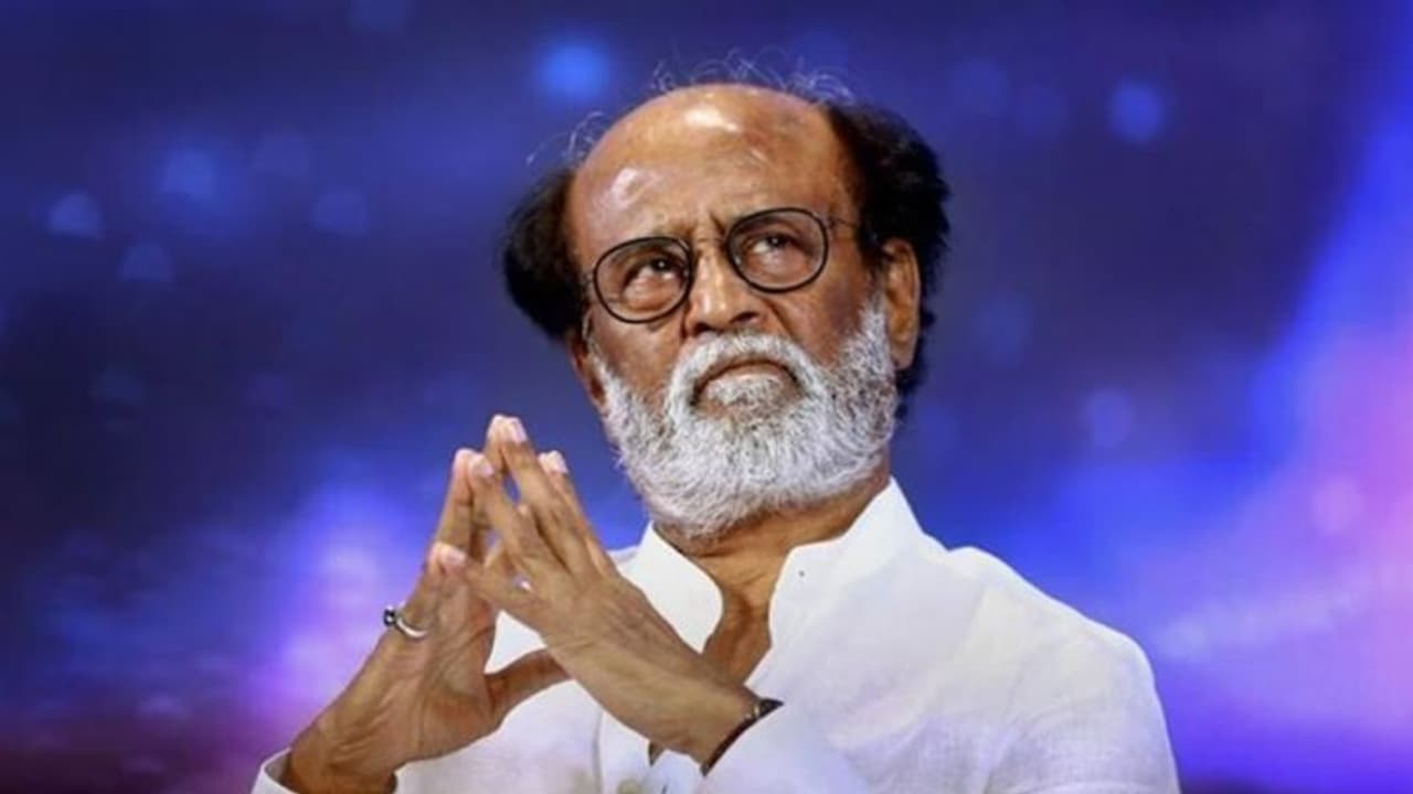 ரஜினிகாந்துக்கே பிடித்த சிங்கப்பூர் சூப்பர் ஸ்டார் யார் தெரியுமா? அவரே சொன்ன உண்மை Throw Back இன்சிடென்ட்! ரஜினிகாந்துக்கே பிடித்த சிங்கப்பூர் சூப்பர் ஸ்டார் யார் தெரியுமா? அவரே சொன்ன உண்மை Throw Back இன்சிடென்ட்!